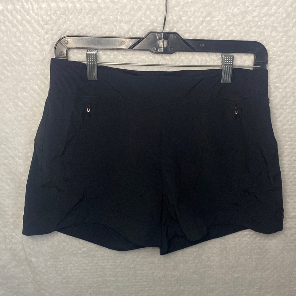 Calia by Carrie Underwood black shorts